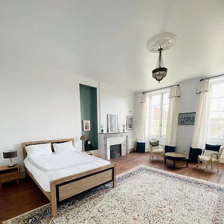 Villa Sequoia - Grande Chambre Avec Sdb Privee Bazas Extérieur photo