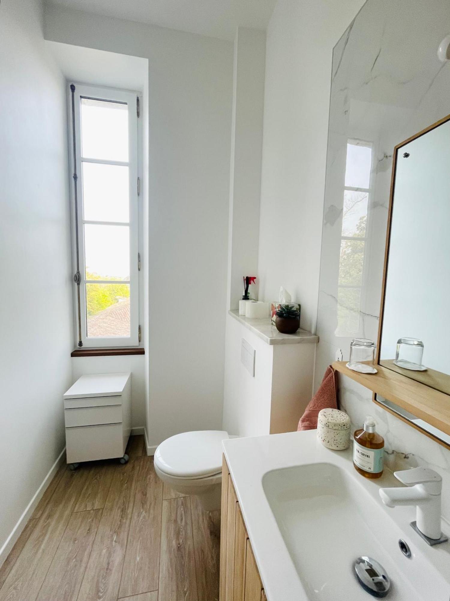 Villa Sequoia - Grande Chambre Avec Sdb Privee Bazas Extérieur photo